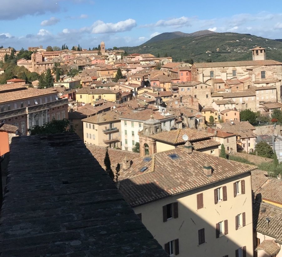 Where can tourists find suitable accommodation options during the Music Fest Perugia