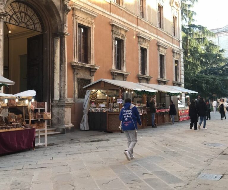 shopping streets in Perugia besides Corso Vannucci